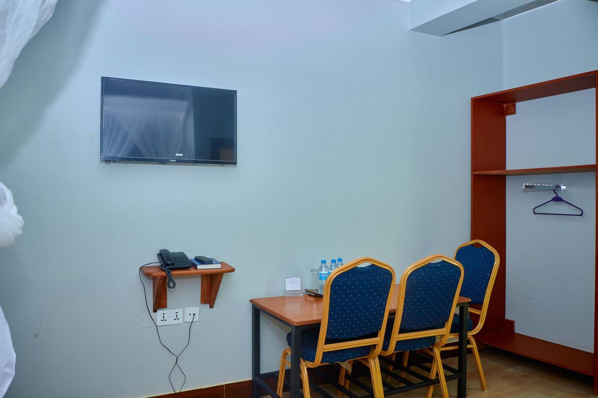 Elanacha Hotel Аруша Екстер'єр фото