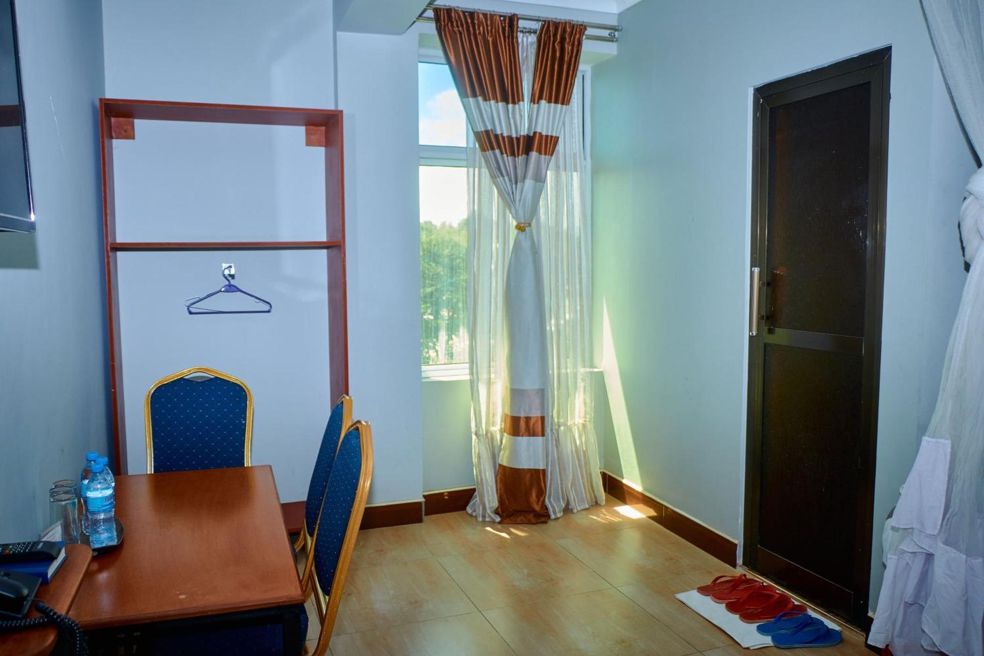 Elanacha Hotel Аруша Екстер'єр фото